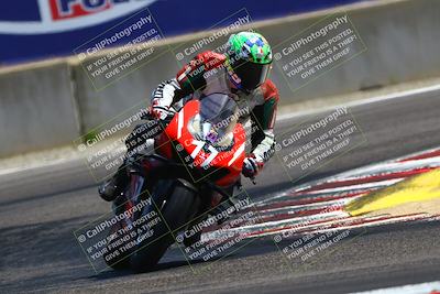 media/Aug-29-2025-TrackDaz (Fri) [[e7163b0dc3]]/B Plus/1220pm (Turn 11)/